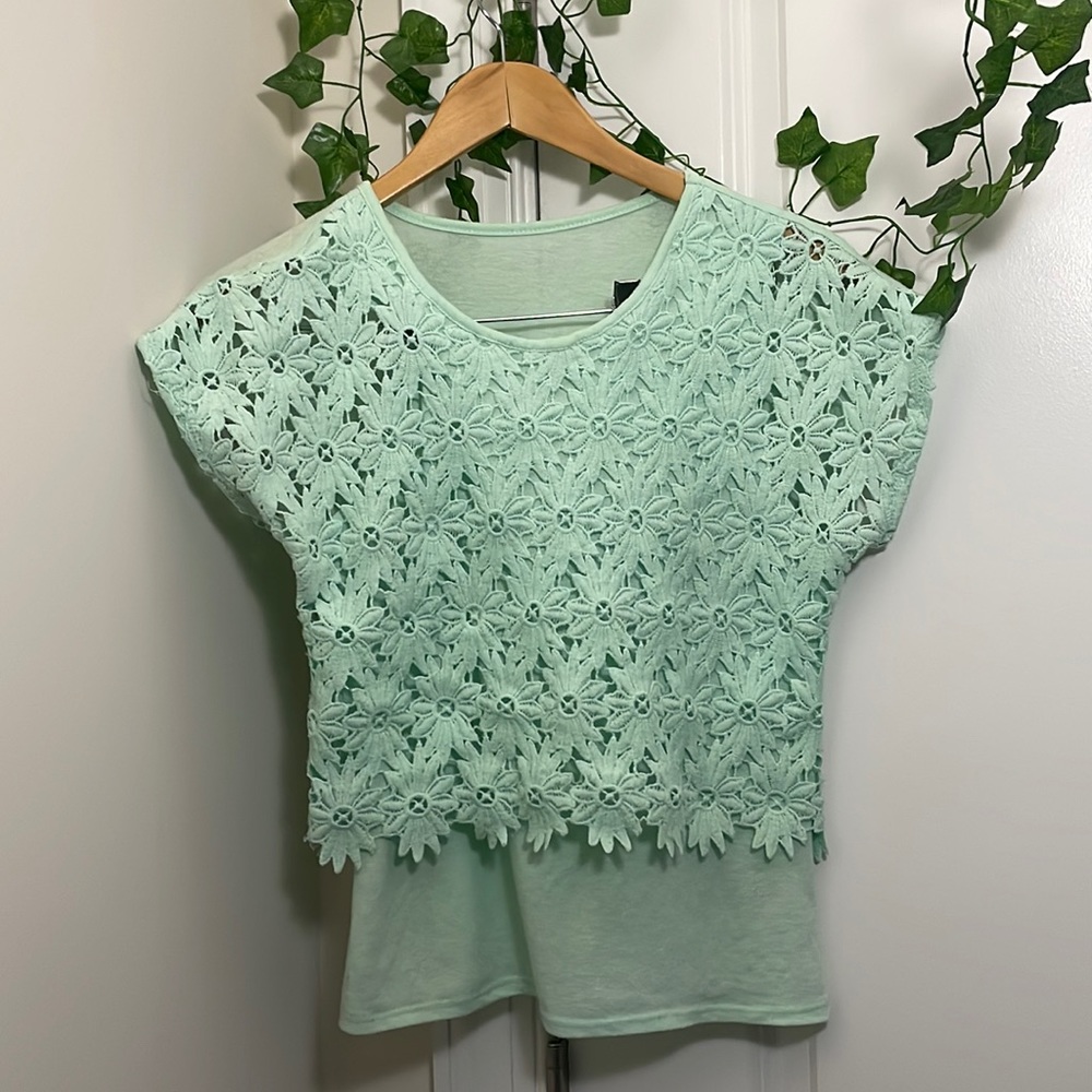 Mint Green Layered Lace Decor Blouse with Short Flutter Cap Sleeves